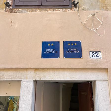 De Qua De La Studio Rovinj Eksteriør bilde