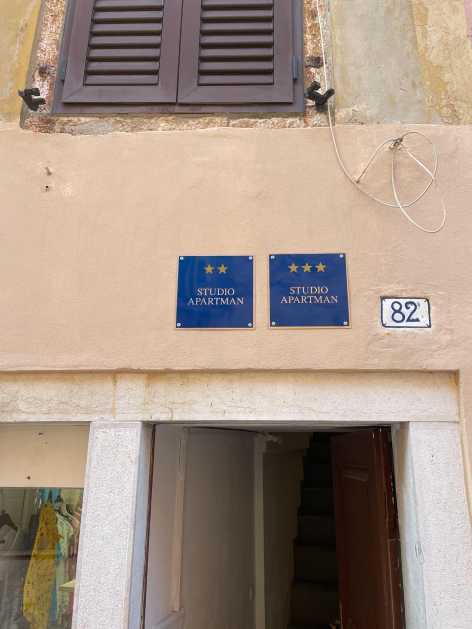 De Qua De La Studio Rovinj Eksteriør bilde